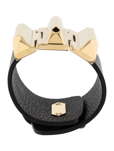 gucci leather cuff bracelet.